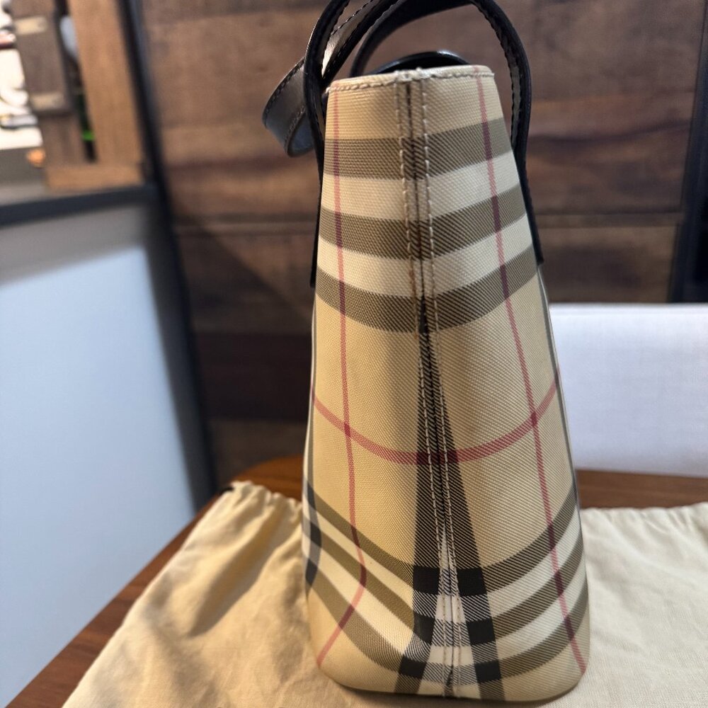 Burberry London Nova Check Top Handle Bag (Tote) - Tags Included - Picture 4 of 12
